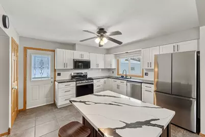 3330 68th Court E, Inver Grove Heights, MN 55076 - Photo 6