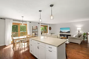 8135 Rhode Island Cir, Bloomington, MN 55438 - Photo 10