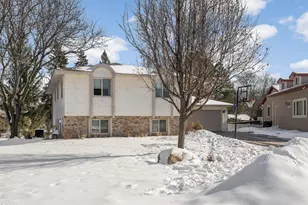 8135 Rhode Island Cir, Bloomington, MN 55438 - Photo 50