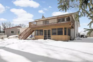 8135 Rhode Island Cir, Bloomington, MN 55438 - Photo 44