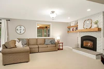 8135 Rhode Island Circle, Bloomington, MN 55438 - Photo 20