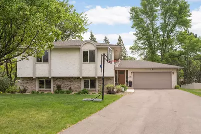 8135 Rhode Island Circle, Bloomington, MN 55438 - Photo 38