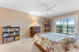 10521 Cedar Lake Rd, Minnetonka, MN 55305 - Photo 22