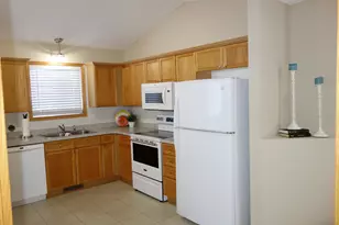 105 Garner Cir, Montrose, MN 55363 - Photo 8