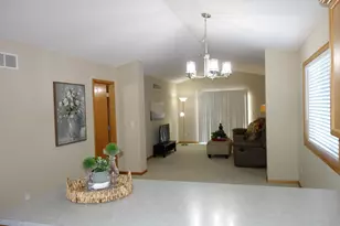 105 Garner Cir, Montrose, MN 55363 - Photo 14