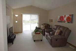 105 Garner Cir, Montrose, MN 55363 - Photo 12