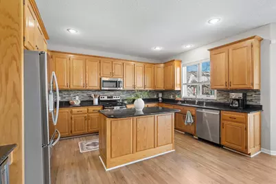 9348 Tewsbury Gate, Maple Grove, MN 55311 - Photo 20