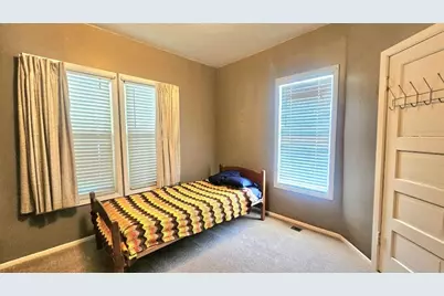 202 E 1st Street, Morris, MN 56267 - Photo 12