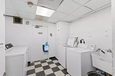 520 Ridgewood Ave #4, Minneapolis, MN 55403 - Photo 16