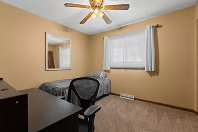 1604 11th Avenue NE, Rochester, MN 55906 - Photo 16