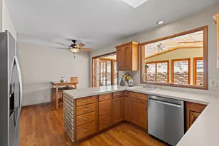 1604 11th Ave NE, Rochester, MN 55906 - Photo 6