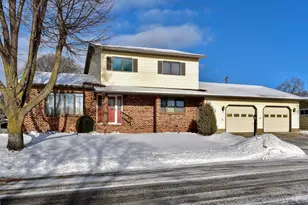 935 38th Ave, Winona, MN 55987 - Photo 1