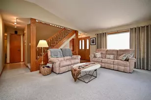 935 38th Ave, Winona, MN 55987 - Photo 4