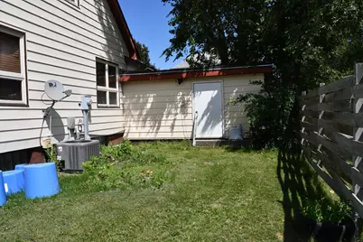 216 6th Street W, Thief River Falls, MN 56701 - Photo 42