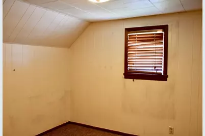 216 6th Street W, Thief River Falls, MN 56701 - Photo 20