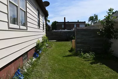 216 6th Street W, Thief River Falls, MN 56701 - Photo 42