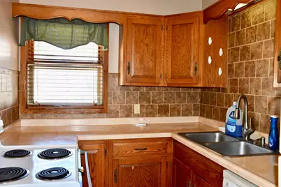 216 6th Street W, Thief River Falls, MN 56701 - Photo 12