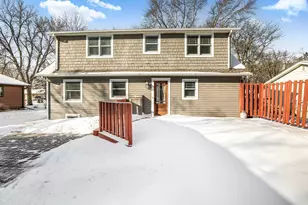 901 17th St SW, Willmar, MN 56201 - Photo 4