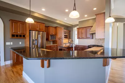 508 Vangsness Street, Adams, MN 55909 - Photo 10