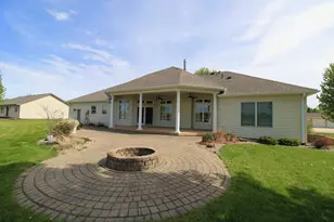 508 Vangsness St, Adams, MN 55909 - Photo 40