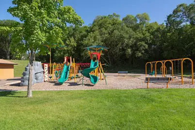 238 18th Avenue N, Hopkins, MN 55343 - Photo 28