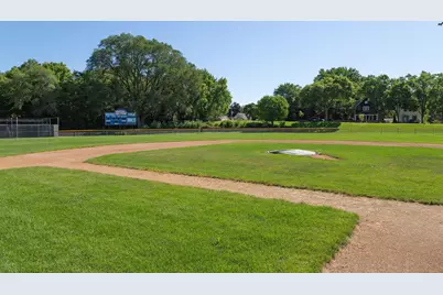 238 18th Avenue N, Hopkins, MN 55343 - Photo 32