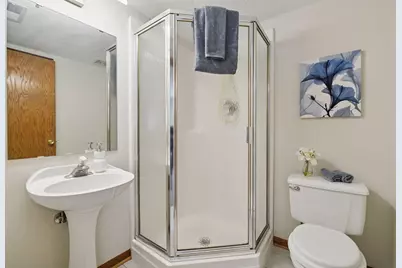 238 18th Avenue N, Hopkins, MN 55343 - Photo 20