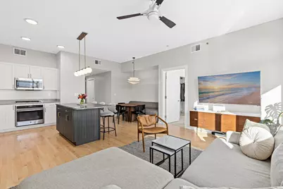 1240 S 2nd Street #511, Minneapolis, MN 55415 - Photo 2