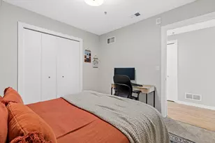 1240 S 2nd St, Minneapolis, MN 55415 - Photo 16