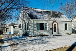 2660 King Ave, Slayton, MN 56172 - Photo 2