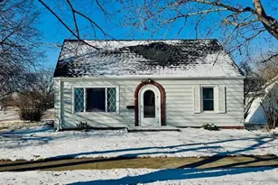 2660 King Ave, Slayton, MN 56172 - Photo 1