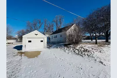 2660 King Avenue, Slayton, MN 56172 - Photo 12