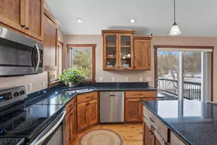 354 Glenmeadow St, River Falls, WI 54022 - Photo 36