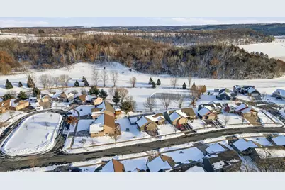 354 Glenmeadow Street, River Falls, WI 54022 - Photo 8