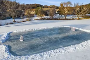 354 Glenmeadow St, River Falls, WI 54022 - Photo 10