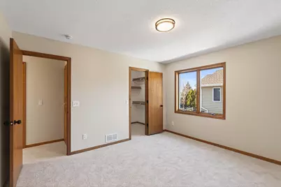 8480 Pelican Court, Chanhassen, MN 55317 - Photo 20