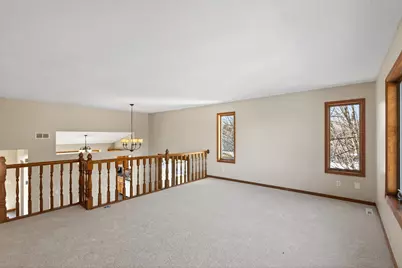 8480 Pelican Court, Chanhassen, MN 55317 - Photo 10