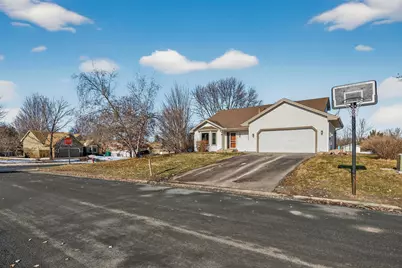 8480 Pelican Court, Chanhassen, MN 55317 - Photo 2