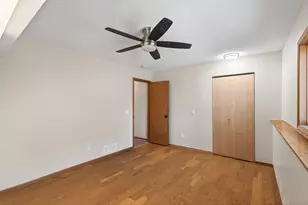 8480 Pelican Ct, Chanhassen, MN 55317 - Photo 36