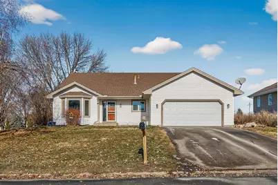 8480 Pelican Court, Chanhassen, MN 55317 - Photo 4