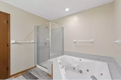 8480 Pelican Court, Chanhassen, MN 55317 - Photo 26