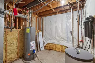 8480 Pelican Ct, Chanhassen, MN 55317 - Photo 42