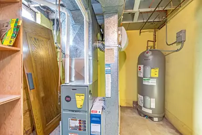 126 W 2nd Street, Blue Earth, MN 56013 - Photo 34