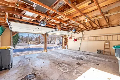 126 W 2nd Street, Blue Earth, MN 56013 - Photo 36