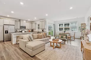 11121 Balsam Pointe Trl, Dayton, MN 55327 - Photo 4