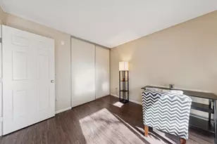 7606 York Ave S, Edina, MN 55435 - Photo 8