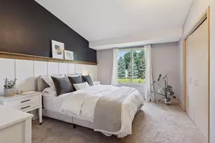 1675 Brueberry Ln, Arden Hills, MN 55112 - Photo 4