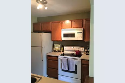 10906 Quebec Avenue S, Bloomington, MN 55438 - Photo 4