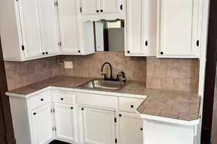 1021 Charles Ave, Saint Paul, MN 55104 - Photo 12