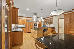 19750 Muirfield Cir, Shorewood, MN 55331 - Photo 16